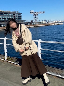 「アイテム（ブーツ、ホワイト系）」を使った、しゅーくりむさん（レディース・160cm）の冬コーディネート