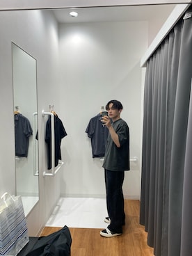 「UNIQLO（ユニクロ）のクルーネックＴ（半袖）（Tシャツ/カットソー、ホワイト系）」を使った、jyさん（メンズ・170cm）の秋コーディネート