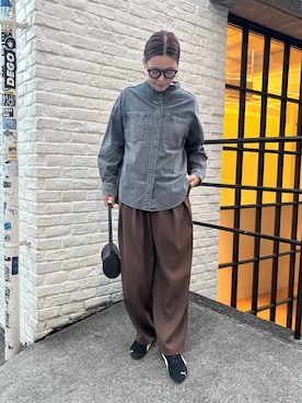 「アイテム（スラックス）」を使った、remiさん（レディース・168cm）の秋コーディネート