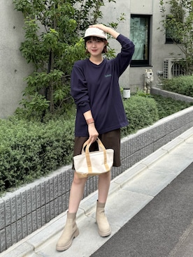 「アイテム（ブレスレット）」を使った、ありすさん（レディース・163cm）の秋コーディネート
