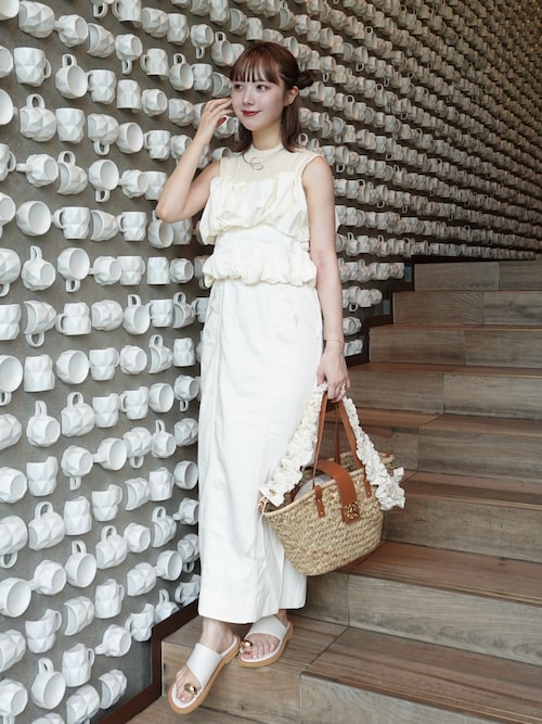 新品未使用スナイデルSNIDEL コットンショルダーブレードトートバッグ大 SNIDEL（スナイデル）の「コットンショルダーブレードトート