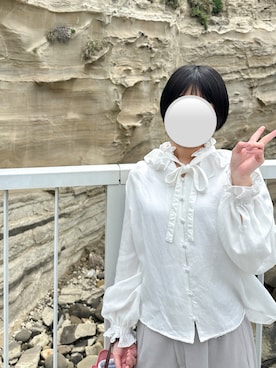 「H&M（エイチ・アンド・エム）のアイテム（シャツ/ブラウス、ホワイト系）」を使った、cさん（レディース・158cm）の春コーディネート