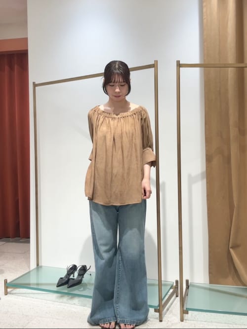 MAXMARA アウトレット●1OSAKA●刺繍が華やかワイドデニムパンツ ワイドフレアデニムパンツ（デニムパンツ）｜Whim Gazette