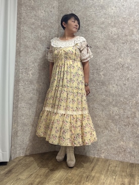 「アイテム（ワンピース/ドレス、イエロー系）」を使った、ジョーさん（レディース・161cm）の夏コーディネート