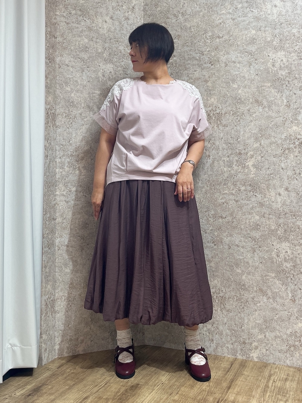 「接触冷感、接触冷感Tシャツ、接触冷感機能付き、axes femme、夏服、ラクチンコーデ、夏スタイル、着回しコーデ、おでかけコーデ、楽チンコーデ、大人カジュアルコーデ」｜「axes femmeのレースポケットバルーンスカート（スカート、ブラウン系）」を使った、ジョーさん（レディース・161cm）の夏コーディネートの1枚目の写真