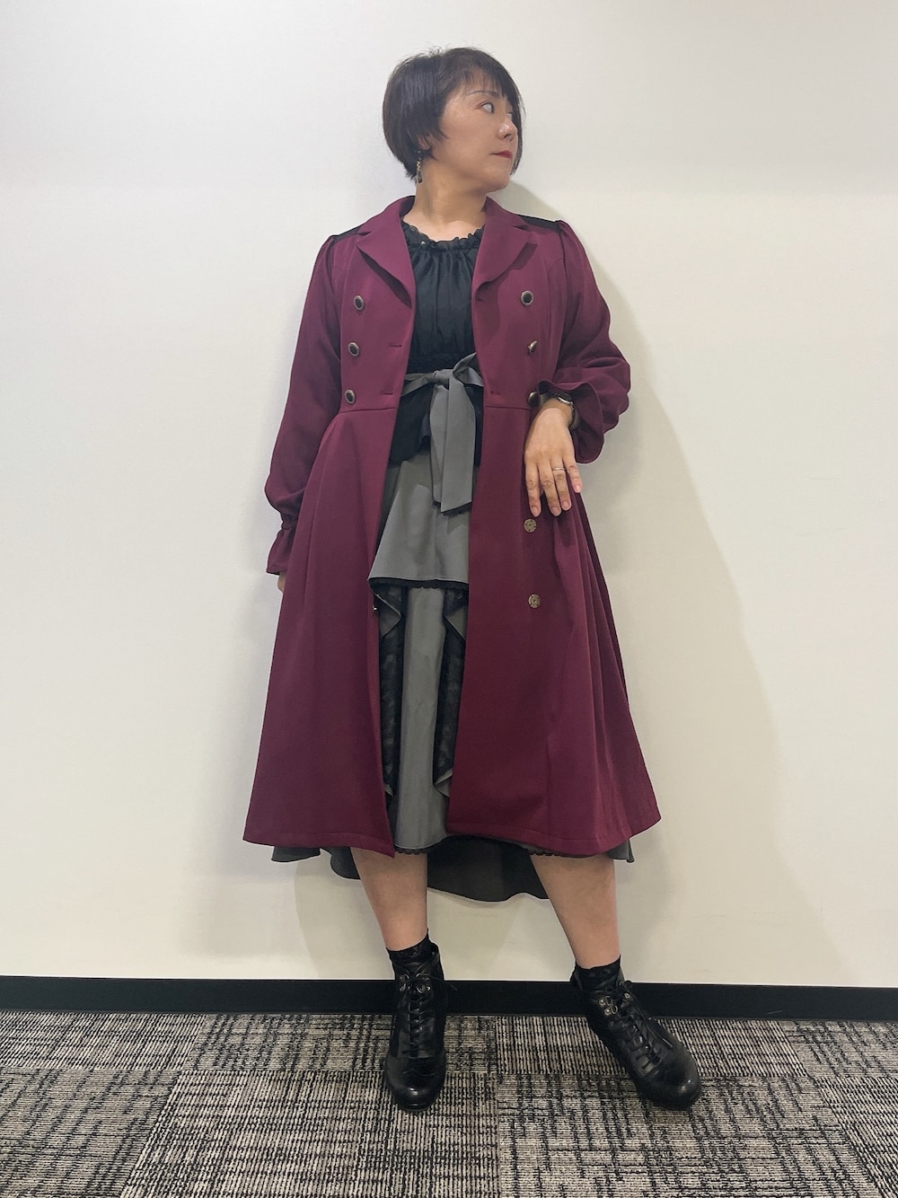 「秋服準備はじめました、axes femme、大人コーデ、秋のコーデ、ぽっちゃり、ぽっちゃりコーデ」｜「axes femmeのオフショルオーガンジープルオーバー（Tシャツ/カットソー、ブラック系）」を使った、ジョーさん（レディース・161cm）の秋コーディネートの1枚目の写真