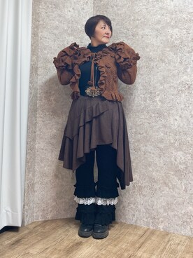 「アイテム（ベルト、ゴールド系）」を使った、ジョーさん（レディース・161cm）の秋コーディネート