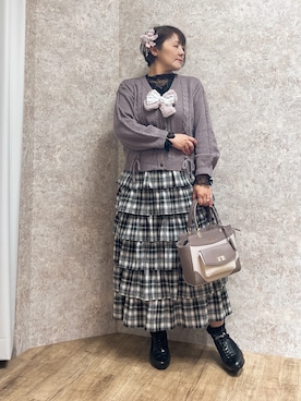 「アイテム（チャーム）」を使った、ジョーさん（レディース・161cm）の秋コーディネート