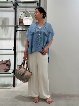 「Jena espace merveilleux(ジェナ エスパスメルヴェイユ)の【サラサラ半袖デニム】テンセルフレンチシャツ(Shirts、ブルー系)」を使った、Mikiさん(レディース・163cm)の夏コーディネート