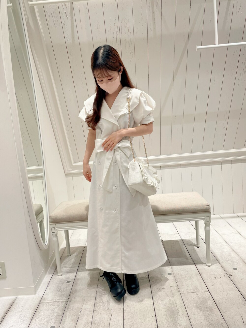 「オリーブ デ オリーブ(OLIVE des OLIVE)、骨格ウェーブ、低身長、夏コーデ、夏服、ワンピース、セーラーカラー、白、ホワイトコーデ、ガーリー、白ワンピース、お出かけコーデ、休日コーデ、ワンピースコーデ、ロングワンピース」｜「OLIVE des OLIVEのセーラーカラーワンピース（ワンピース、ホワイト系）」を使った、yuriさん（レディース・152cm）の春コーディネートの1枚目の写真