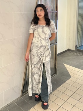 「EVRIS（エヴリス）のアイテム（ワンピース/ドレス）」を使った、原田玲奈さん（レディース・153cm）の夏コーディネート
