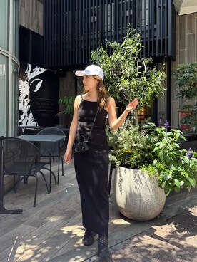 「EVRIS（エヴリス）のアイテム（キャップ）」を使った、原田玲奈さん（レディース・153cm）の春コーディネート