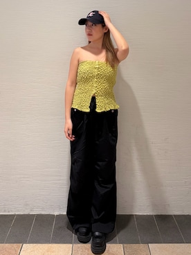 「アイテム（キャップ）」を使った、原田玲奈さん（レディース・153cm）の春コーディネート