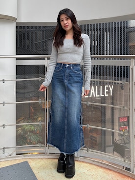 「EVRIS（エヴリス）のアイテム（トップス）」を使った、原田玲奈さん（レディース・153cm）の春コーディネート