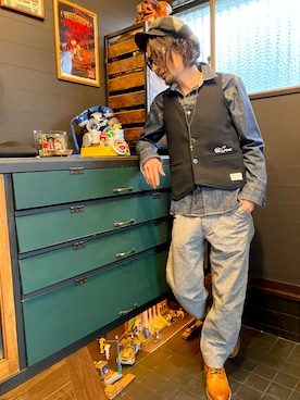 「TOMMY（トミー）のアイテム」を使った、アーチェミィ⭐︎さん（メンズ・168cm）の秋コーディネート