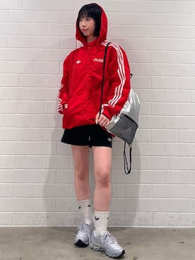 「adidas（アディダス）のメガライド F50 / MEGARIDE F50 / アディダスオリジナルス adidas Originals（スニーカー、シルバー系）」を使った、RHさん（レディース・158cm）の夏コーディネート