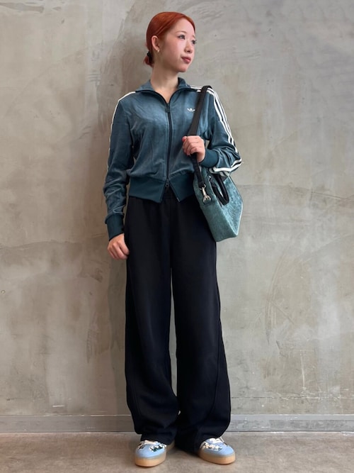 セール】アディダス オリジナルス×リバティ・ロンドン エアライナー