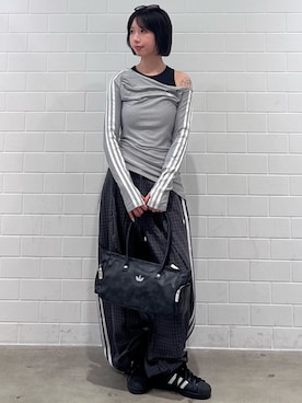 「adidas（アディダス）のチェック トラウザー ルーズ パンツ（パンツ、ブラック系）」を使った、RHさん（レディース・158cm）の夏コーディネート