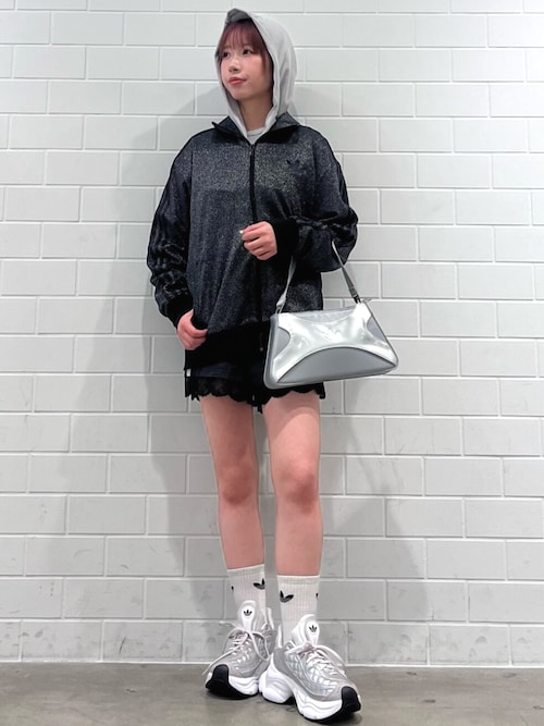 レース トリム スリーストライプス ショーツ ショートパンツ