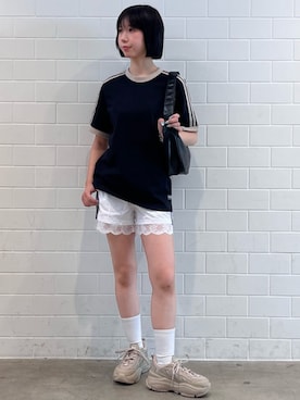 「adidas（アディダス）のレース トリム スリーストライプス ショーツ ショートパンツ  / ハーフパンツ / アディダスオリジナルス adidas Originals（その他パンツ、ホワイト系）」を使った、RHさん（レディース・158cm）の夏コーディネート