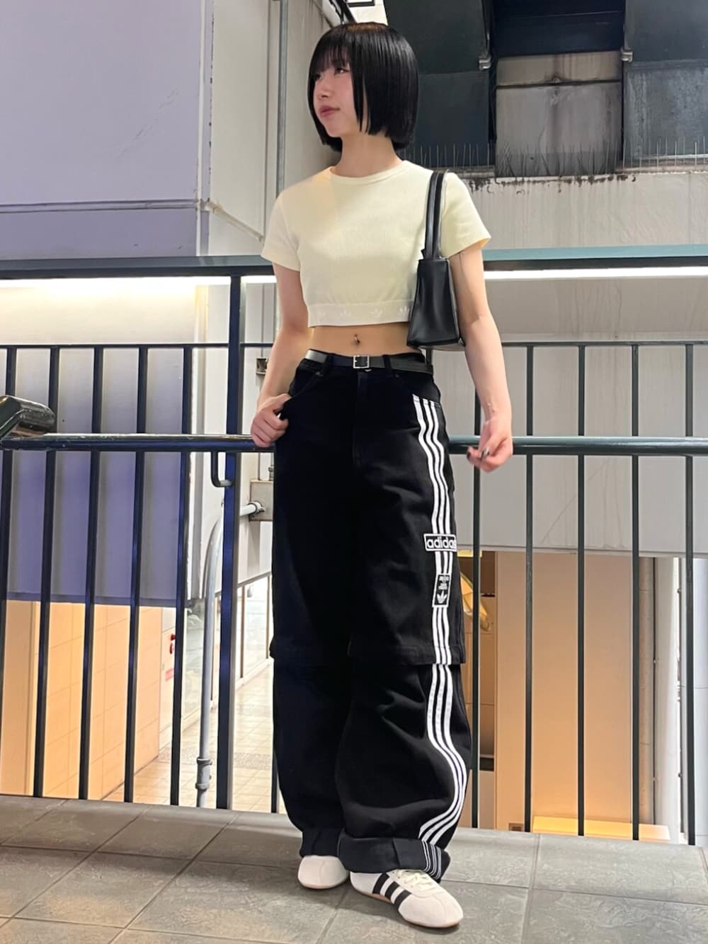 新品　adidas アディブレイク 2-IN-1 デニムパンツ オフホワイト adidas アディブレイク 2-IN-1 デニムパンツ オフホワイト｜Yahoo