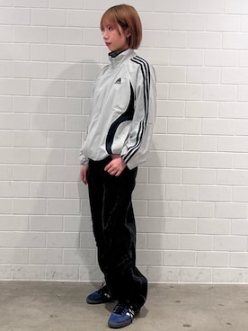 「adidas（アディダス）のハンドボール スペツィアル / Handball Spezial / アディダスオリジナルス adidas Originals（スニーカー、ブルー系）」を使った、RHさん（レディース・158cm）の春コーディネート