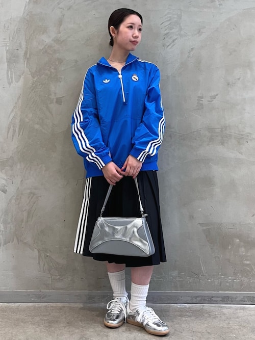 adidas レアルマドリード ナイロンジャケット 撥水 チームロゴ サッカー adidas レアルマドリード トラックジャケット Real Madrid 2024
