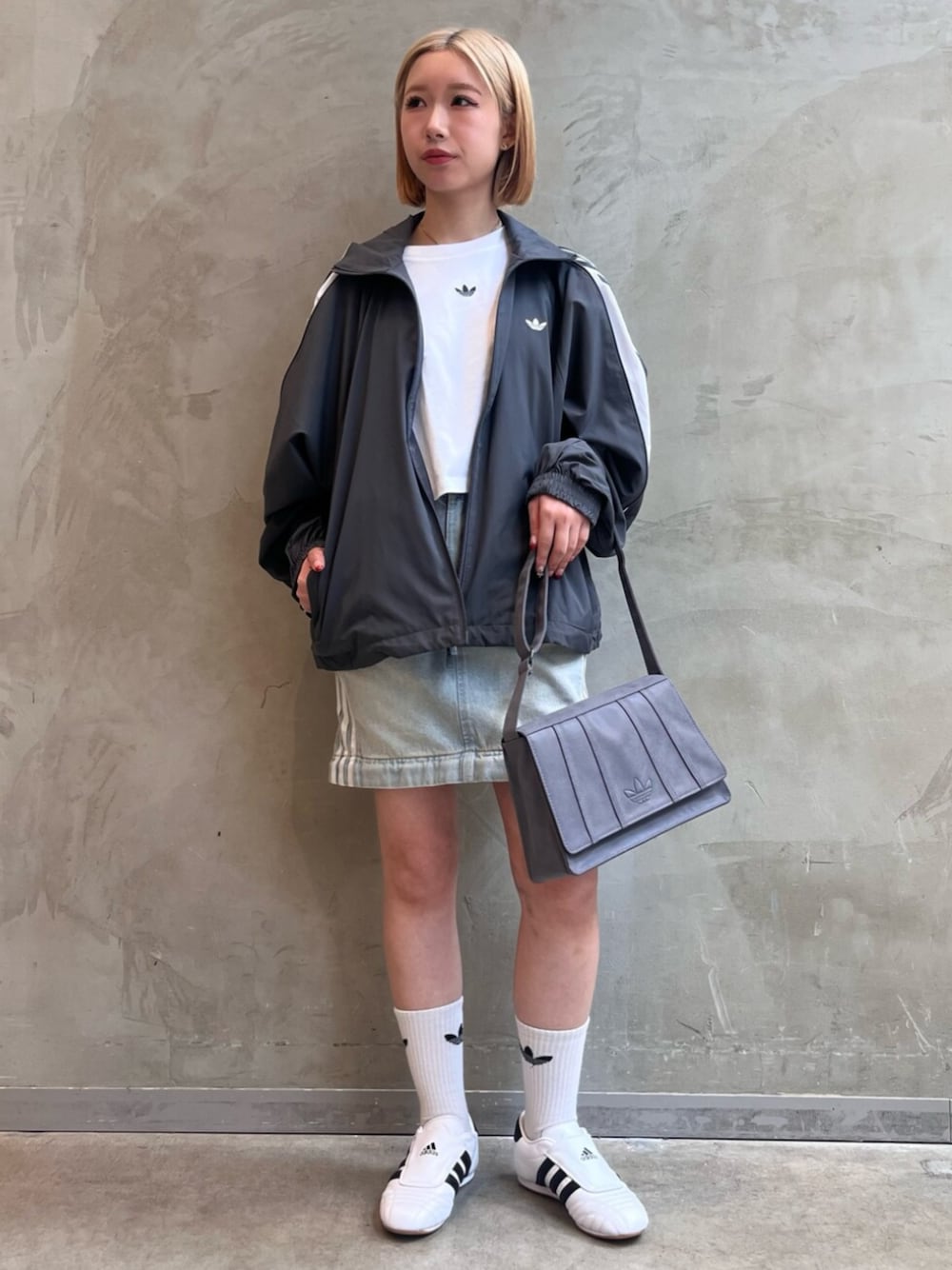 アディレニウム シーズン3 ジップ トラックトップ / Adilenium