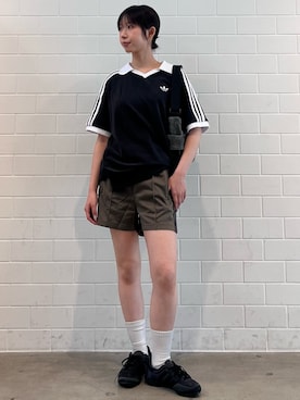 「adidas（アディダス）のクラシック スポーツ ウィメンズ ショルダーバッグ / アディダスオリジナルス adidas Originals（ショルダーバッグ、ブラック系）」を使った、RHさん（レディース・158cm）の夏コーディネート