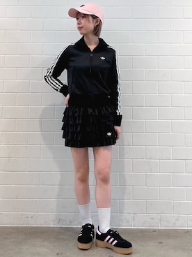 「adidas（アディダス）のHANDBALL SPEZIAL BOLD シューズ（シューズ、ブラック系）」を使った、RHさん（レディース・158cm）の春コーディネート
