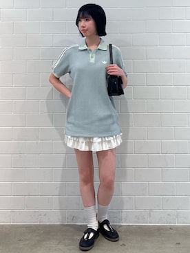 「adidas（アディダス）のクラシック スポーツ ウィメンズ ショルダーバッグ / アディダスオリジナルス adidas Originals（ショルダーバッグ、ブラック系）」を使った、RHさん（レディース・158cm）の春コーディネート