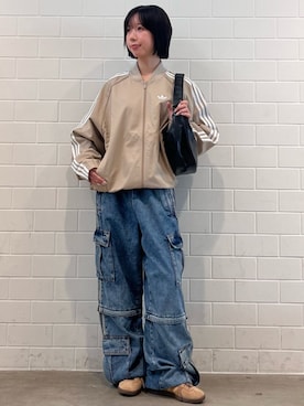 「adidas（アディダス）のアイテム（ジャージ）」を使った、RHさん（レディース・158cm）の秋コーディネート