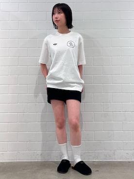 「adidas（アディダス）のアディミュール サンダル / Adimule Slides / アディダスオリジナルス adidas Originals（サンダル、ブラック系）」を使った、RHさん（レディース・158cm）の春コーディネート