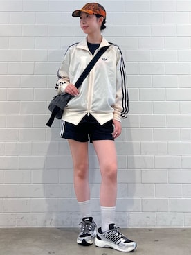 「adidas（アディダス）のファイヤーバード クラシック ショーツ / ハーフパンツ / アディダスオリジナルス adidas Originals（その他パンツ、ブラック系）」を使った、RHさん（レディース・158cm）の夏コーディネート
