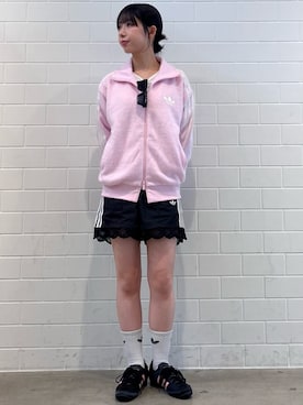 「アイテム（ジャージ）」を使った、RHさん（レディース・158cm）の冬コーディネート