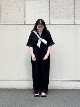 「ITEMS URBANRESEARCH（アイテムズ アーバンリサーチ）のレースドッキングオールインワン（つなぎ/オールインワン、ブラック系）」を使った、ミサキさん（レディース・156cm）の秋コーディネート