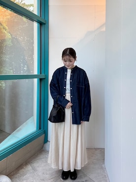 「アイテム（レインシューズ）」を使った、ミサキさん（レディース・156cm）の秋コーディネート