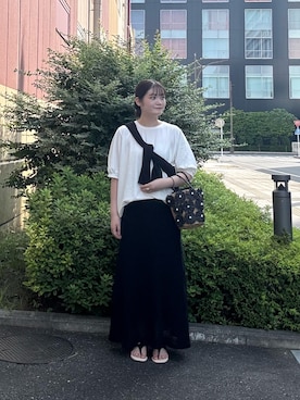 「ITEMS URBANRESEARCH（アイテムズ アーバンリサーチ）の袖デザインカットソー（Tシャツ/カットソー、ホワイト系）」を使った、ミサキさん（レディース・156cm）の夏コーディネート