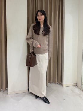 「CAPRICIEUX LE'MAGE（カプリシューレマージュ）の【前後2way】ブローチ付FOXカシミアニット（ニット/セーター、ブラウン系）」を使った、kyom_98さん（レディース・163cm）の秋コーディネート
