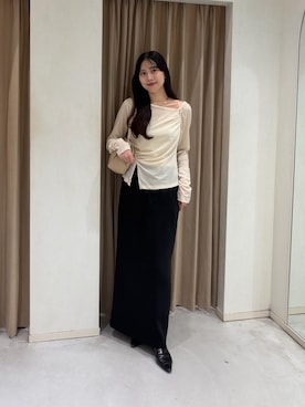「CAPRICIEUX LE'MAGE（カプリシューレマージュ）のベロアアシメトップス（Tシャツ/カットソー、ホワイト系）」を使った、kyom_98さん（レディース・163cm）の秋コーディネート