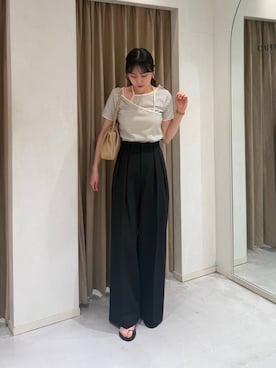 「CAPRICIEUX LE'MAGE（カプリシューレマージュ）のGOLDストラップサンダル（パンプス、ブラック系）」を使った、kyom_98さん（レディース・163cm）の春コーディネート