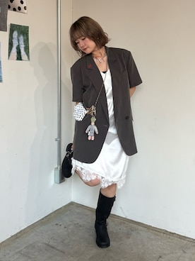 「アイテム（テーラードジャケット）」を使った、mi-koさん（レディース・157cm）の秋コーディネート