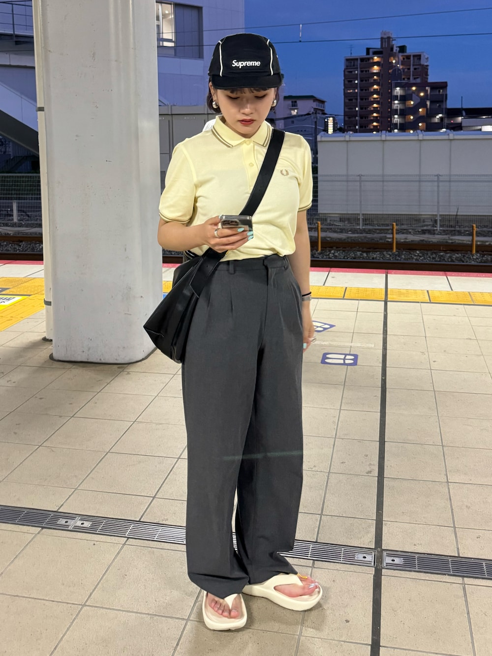 Supreme のアイテムを使った「夏服」の人気ファッションコーディネート Supreme のアイテムを使った「夏服」の人気ファッションコーディネート