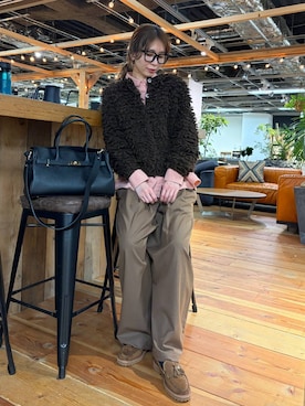 「アイテム（ローファー）」を使った、みかさん（レディース・174cm・30代）の冬コーディネート