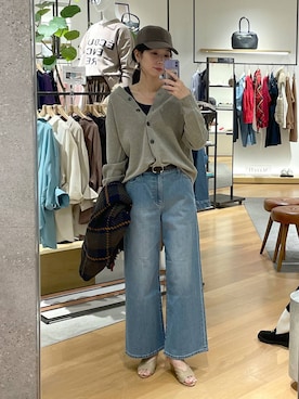 「アイテム（ストール/ショール）」を使った、みかさん（レディース・174cm）の秋コーディネート