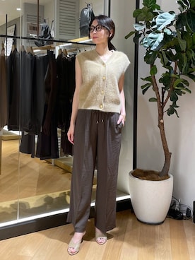 「アイテム（スラックス）」を使った、みかさん（レディース・174cm・30代）の夏コーディネート