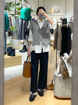 「アイテム（ベスト）」を使った、みかさん（レディース・174cm・30代）の秋コーディネート