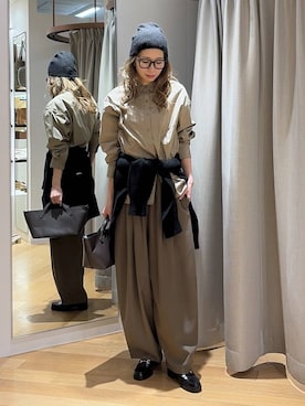 「きれいめ」｜「アイテム（ニットキャップ/ビーニー）」を使った、みかさん（レディース・174cm）の秋コーディネート