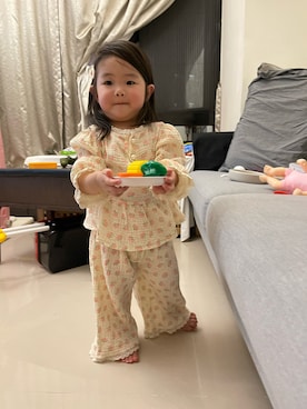 「NOのアイテム」を使った、niniさん（キッズ・80cm）の春コーディネート