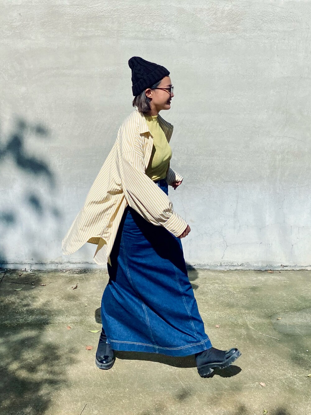 「Ungrid、mouggan、mouggan girl、ZARA」｜「Ungridのストライプルーズシャツ（シャツ/ブラウス、イエロー系）」を使った、menghanさん（レディース・158cm）の秋コーディネートの1枚目の写真
